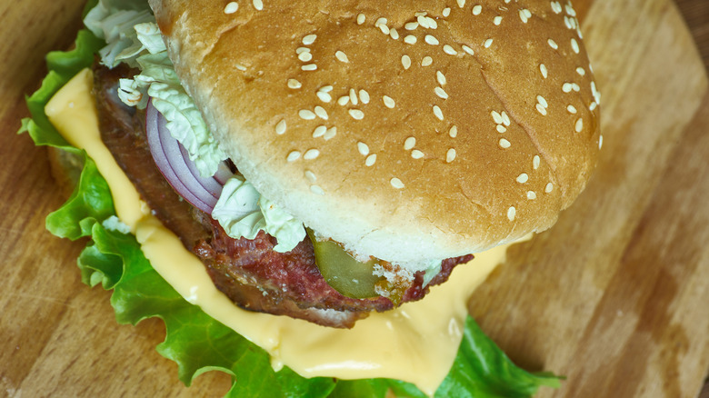 Close up view of a Kiwiburger