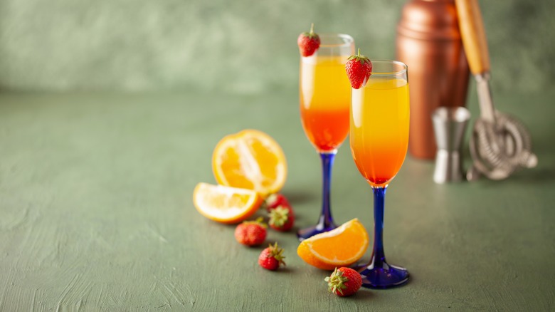 strawberry mimosa cocktails