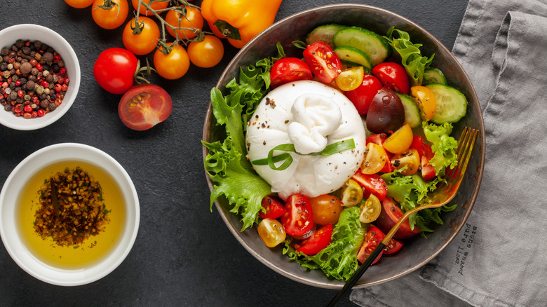 Burrata salad with cherry tomatoes.