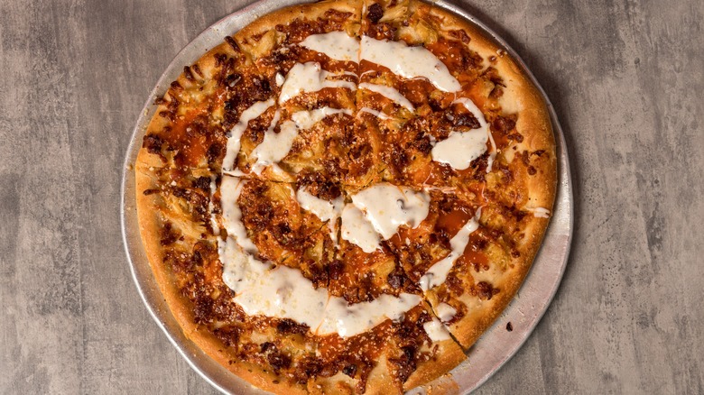 Buffalo chicken pizza with ranch dressing