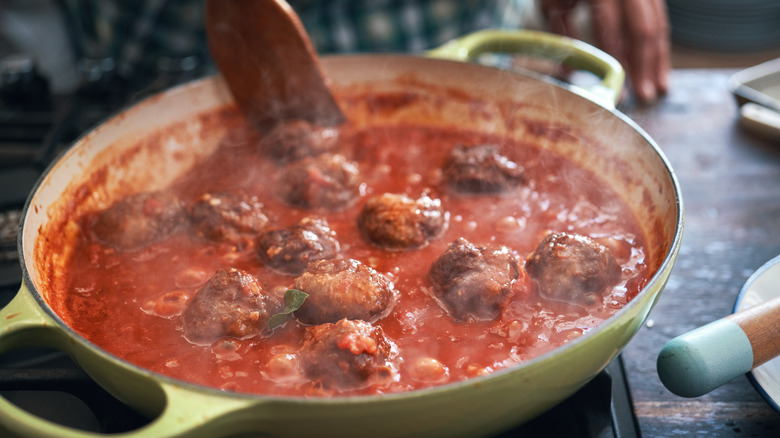 meatballs in rich tomato sauce