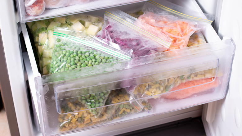 frozen veggies in resealable freezer baggies