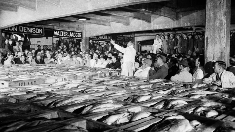 Fish market in the UK mid-1900s