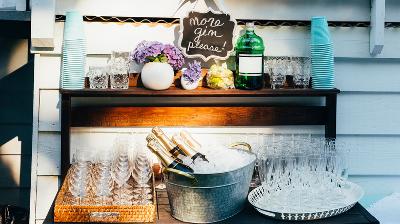 Bar cart with Champagne