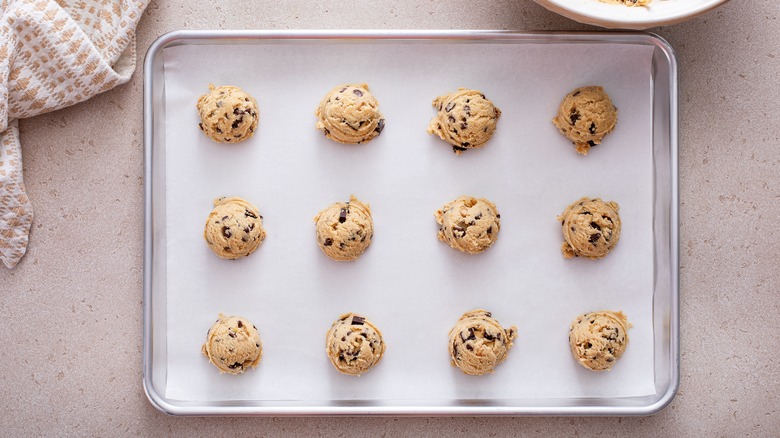 Tray of raw chocolate chip cookie dough