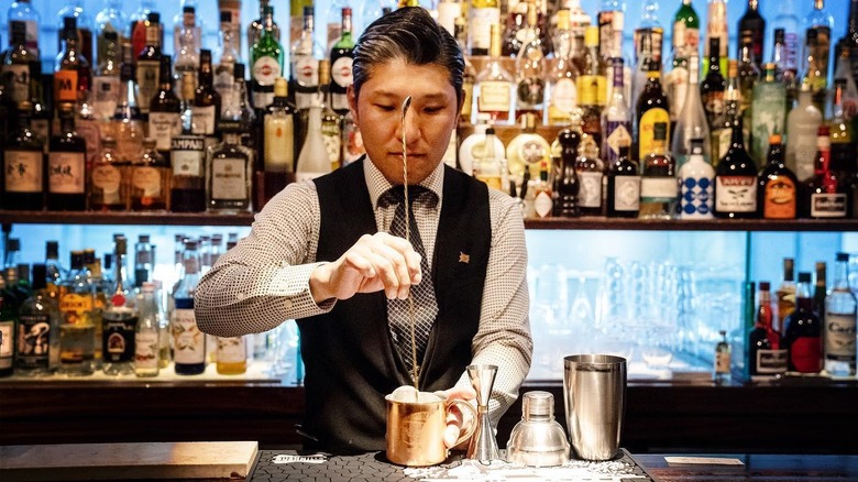 Bartender mixing cocktail in Utsunomiya