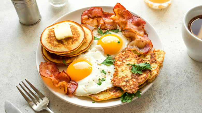 plate full of breakfast food