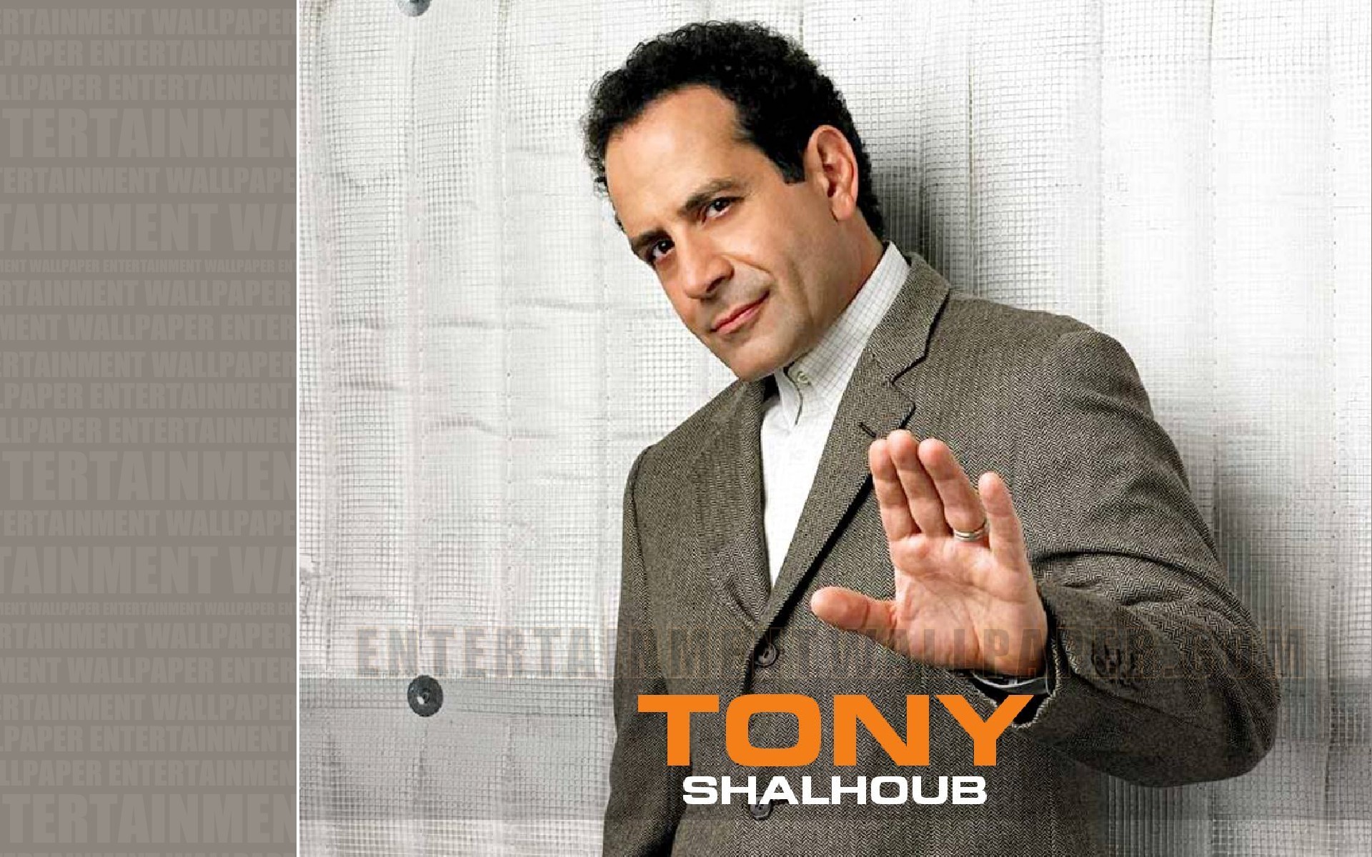 tony-shalhoub01