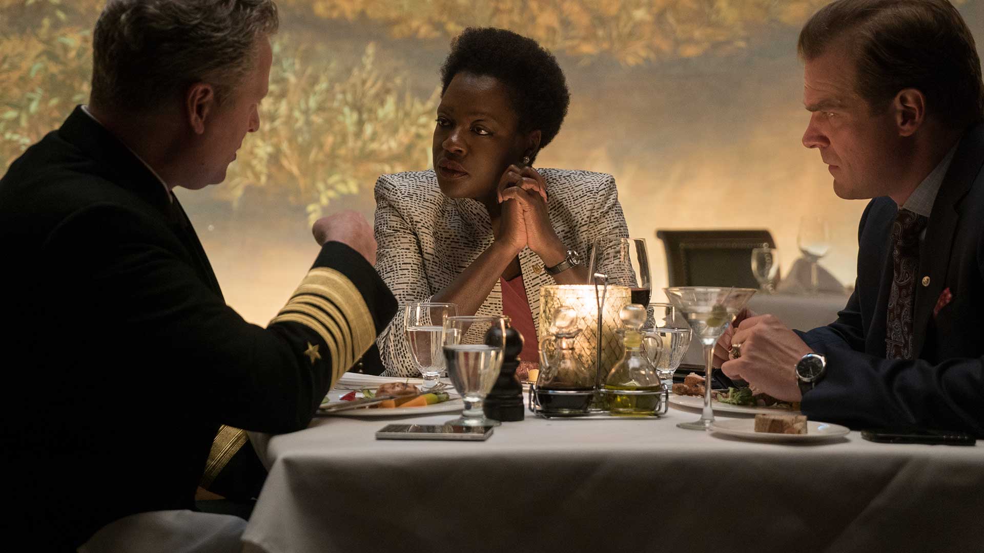 viola-davis-as-amanda-waller-in-suicide-squad