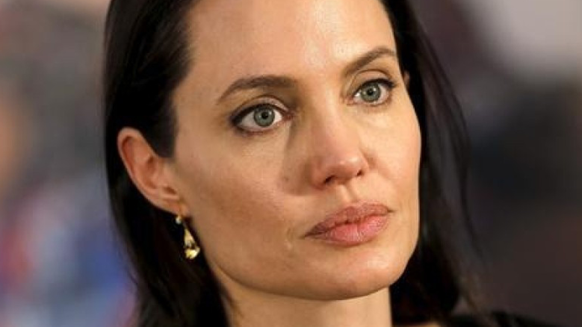 the-real-reason-angelina-brad-broke-up