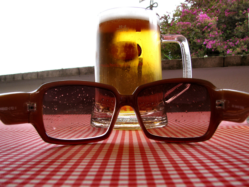 are-beer-goggles-real-food-republic