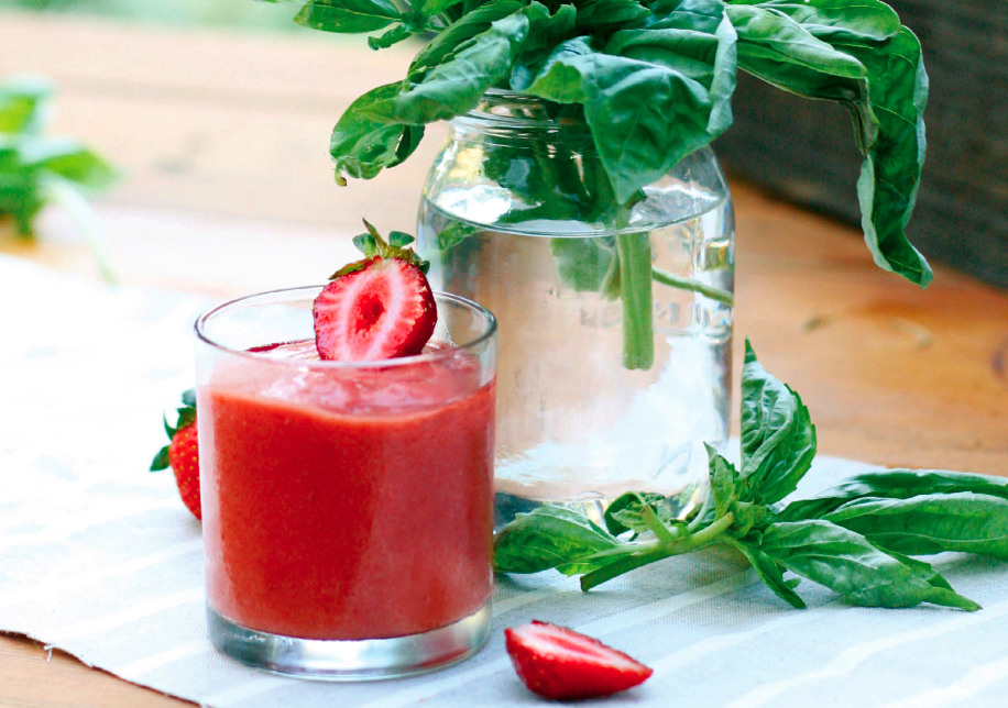 Strawberry Basil Smoothie Recipe - Food Republic