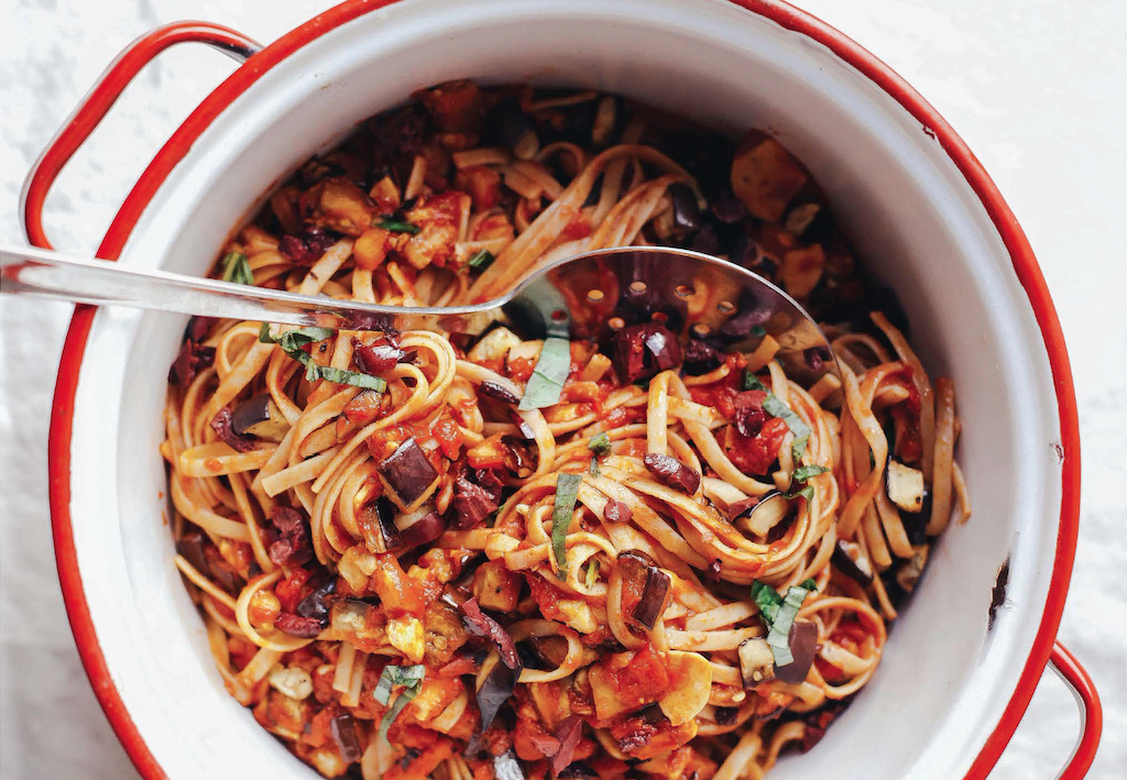 A Vegetarian Eggplant Bolognese Pasta That Doesn't Miss The Meat