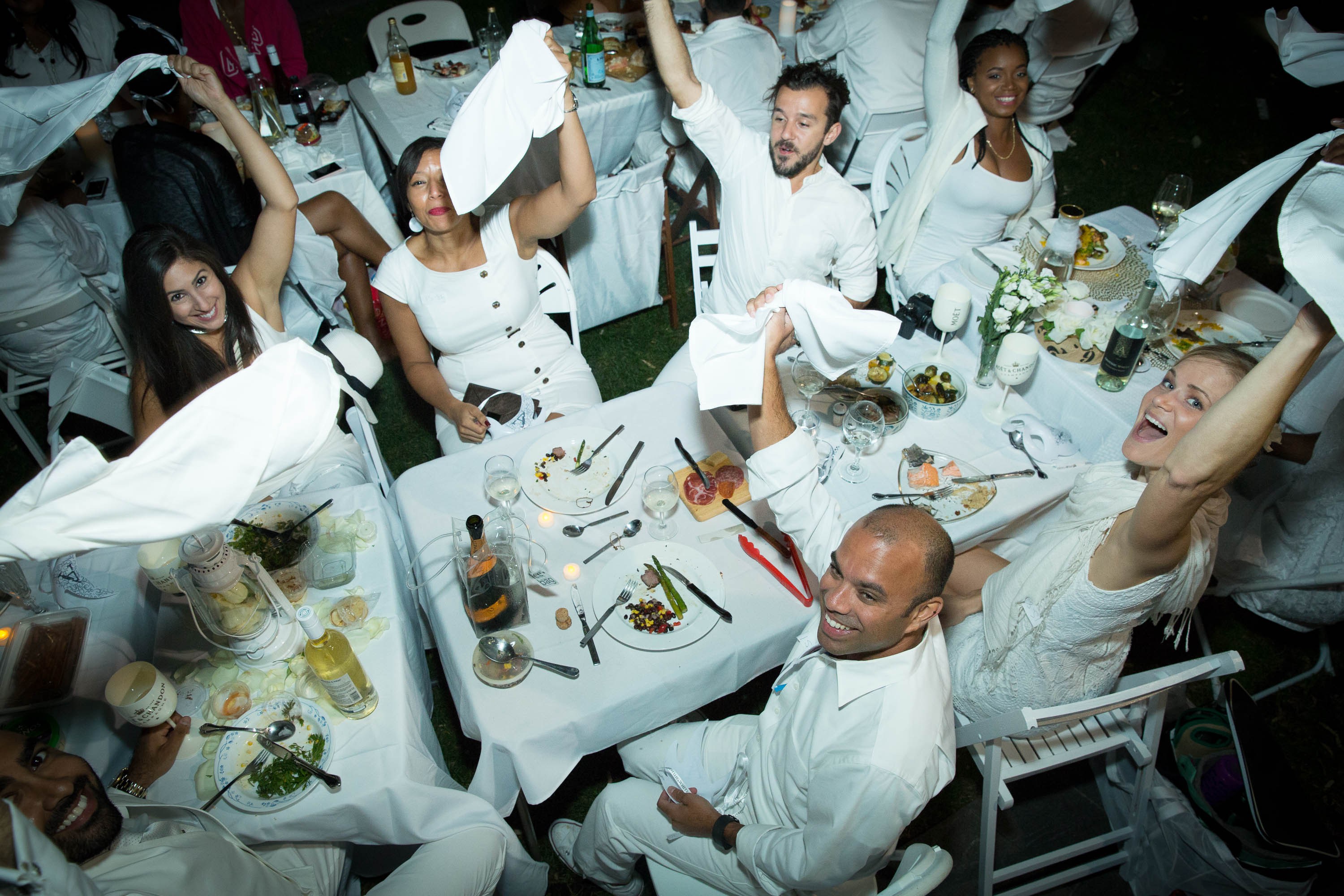 Dîner en Blanc Tickets Are Now Available This Week In Food Events